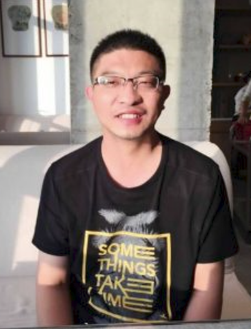 CEO of sandwich panel factory