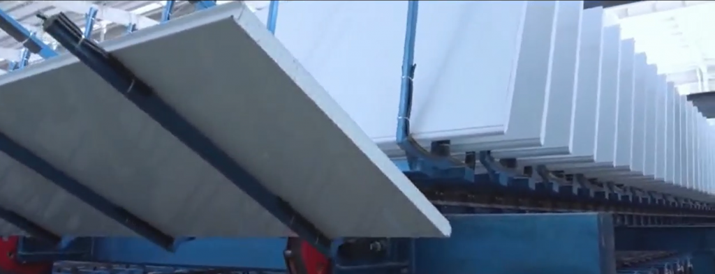 Automatic palletizing and Packaging