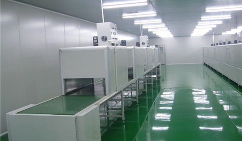 ISO 8 Clean Room with equipments